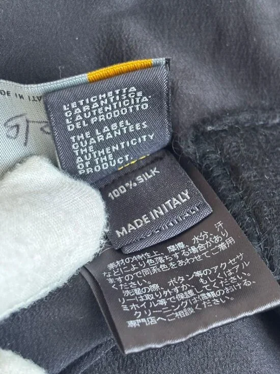 Fendi Fatipet Ribbon Shawl Black Scarf - Picture 10 of 13